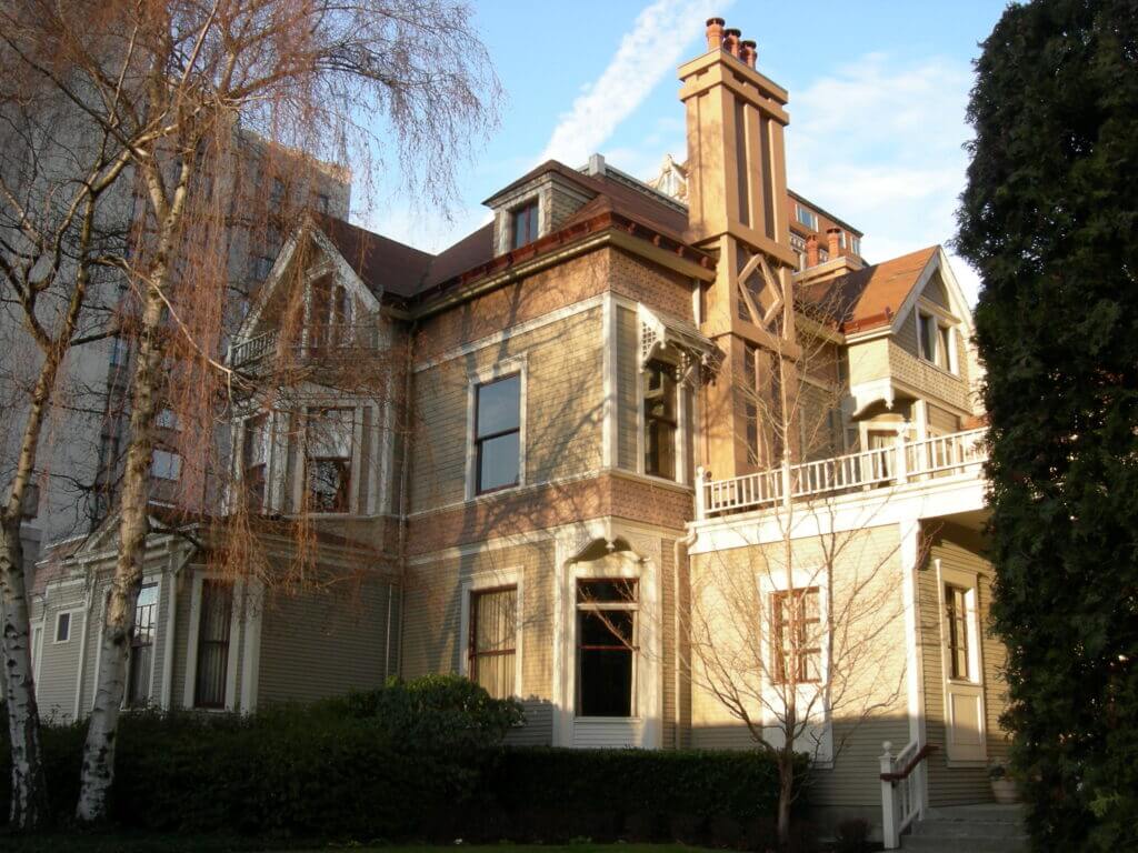 Photo of the Stacey Mansion in First Hill, Seattle